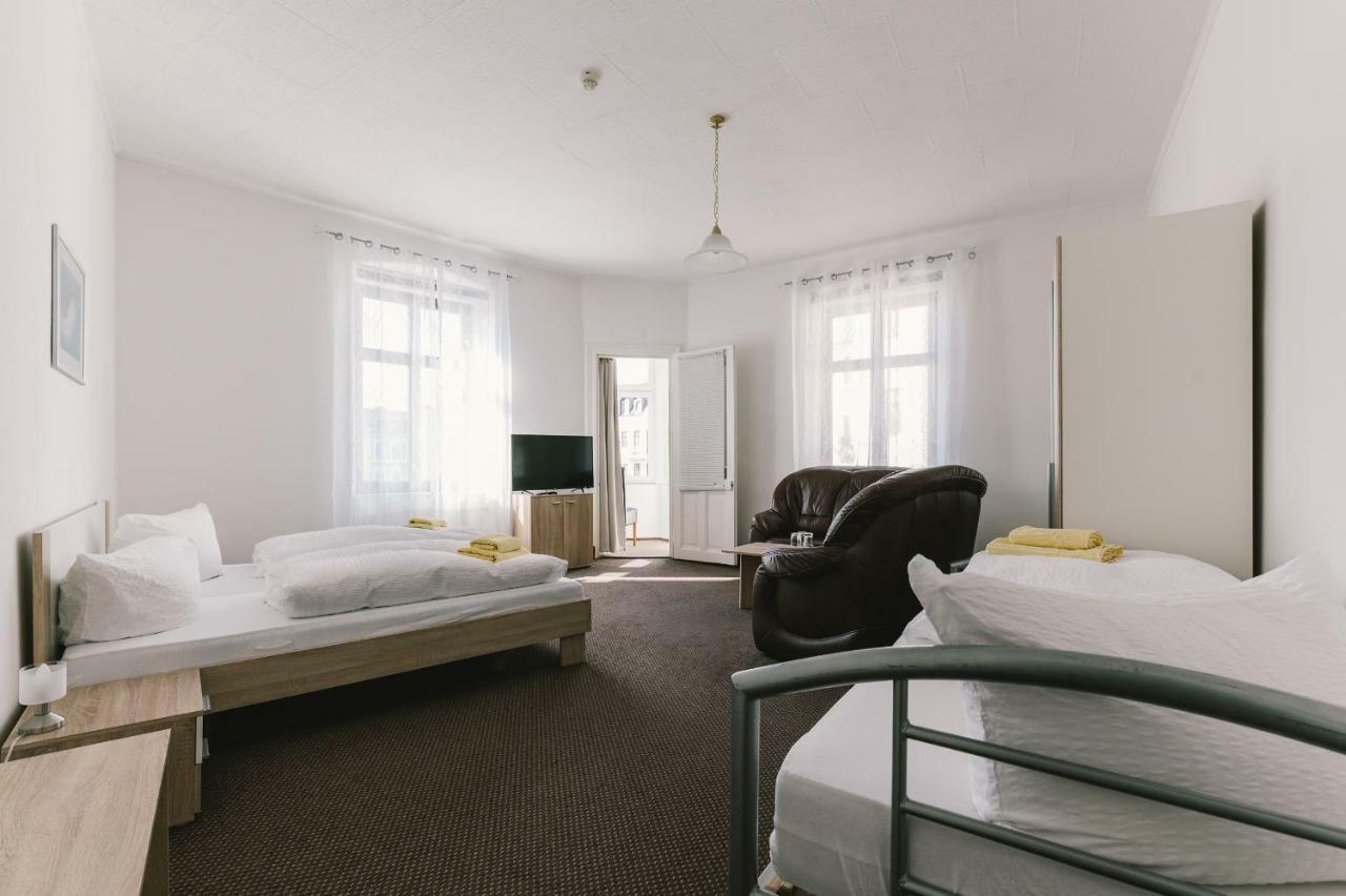 Menzels Pension Drehscheibe Görlitz Esterno foto