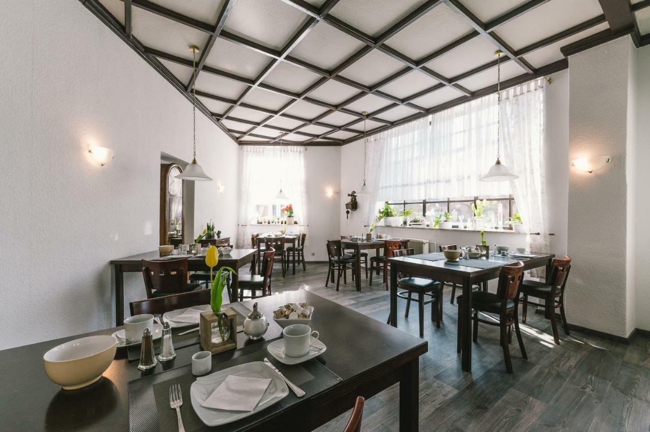 Menzels Pension Drehscheibe Görlitz Esterno foto